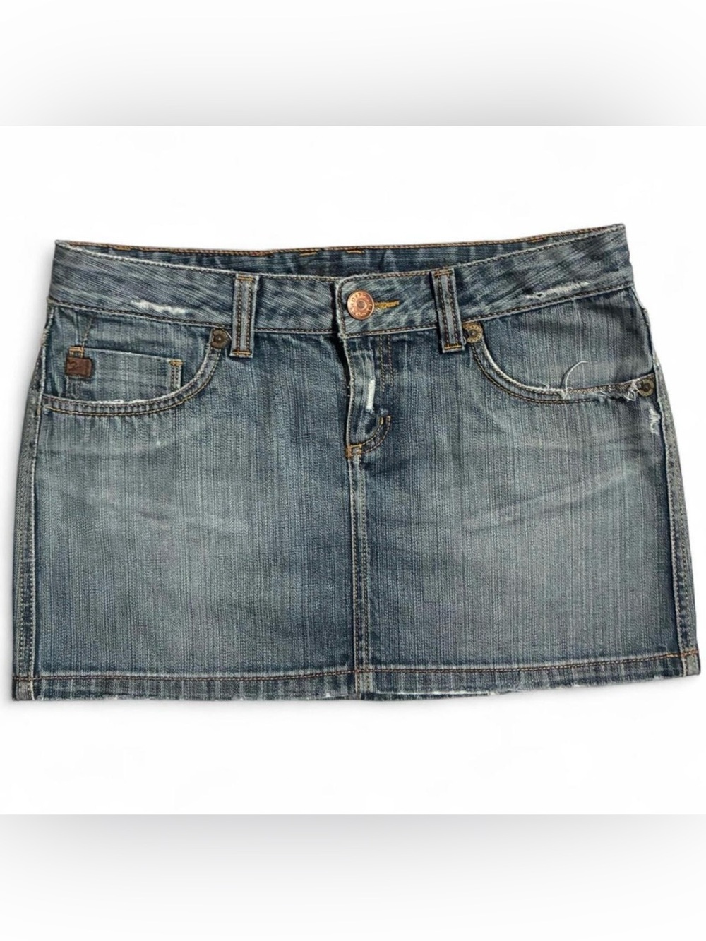 Casual Denim Mini Skirt in Medium Blue